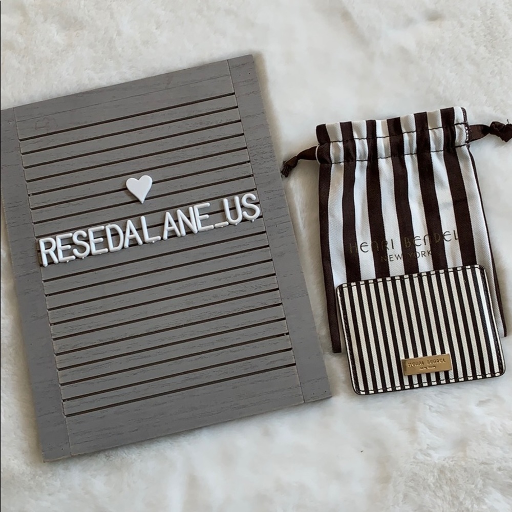 Henri Bendel flat card case